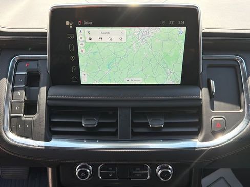 Used 2023 GMC Yukon XL AT4 w/ Technology Package AWD/4WD image 29