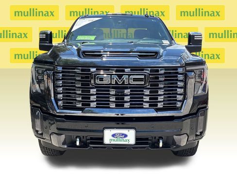 Used 2024 GMC Sierra 2500 Denali Ultimate AWD/4WD image 17