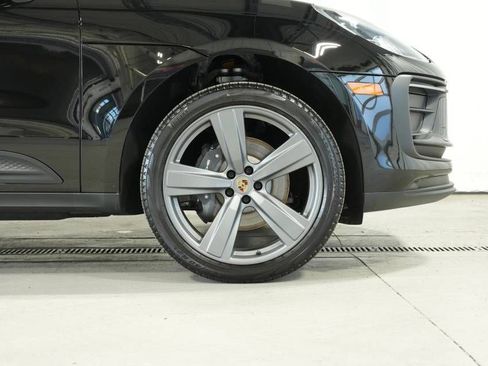 New 2026 Porsche Macan image 41