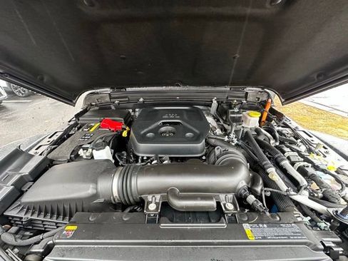 Used 2025 Jeep Wrangler Willys 4xe image 16