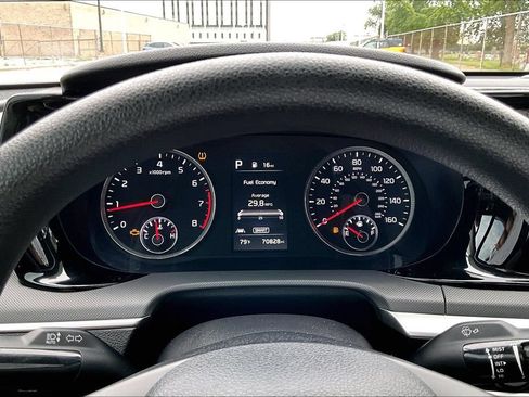 Used 2022 Kia K5 LXS FWD image 19