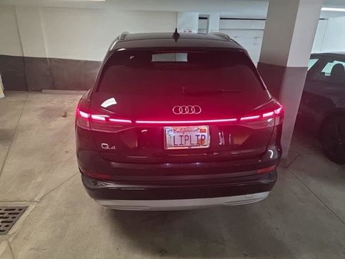 Used 2023 Audi Q4 e-tron Premium Plus w/ Premium Plus RWD image 5