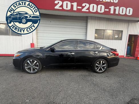 Used 2016 Nissan Altima 2.5 SR FWD image 2