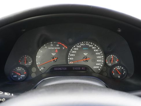 Used 2001 Chevrolet Corvette Convertible w/ Preferred Equipment Group2 RWD image 16