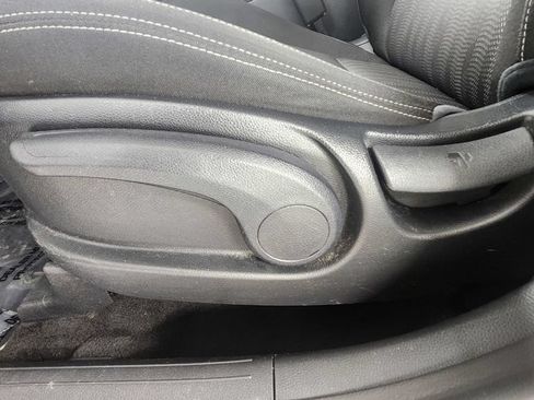 Used 2021 Kia Sportage LX FWD image 11