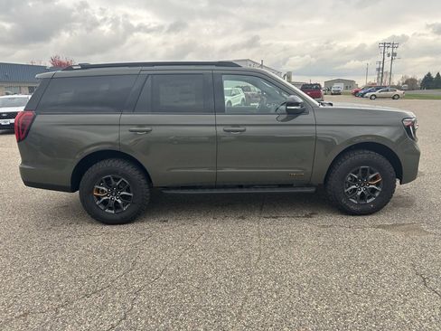 New 2025 Ford Expedition Tremor image 8