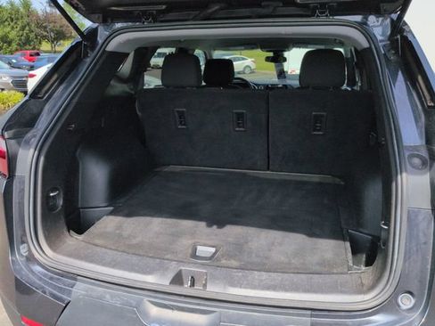 Used 2022 Chevrolet Blazer LT FWD image 28