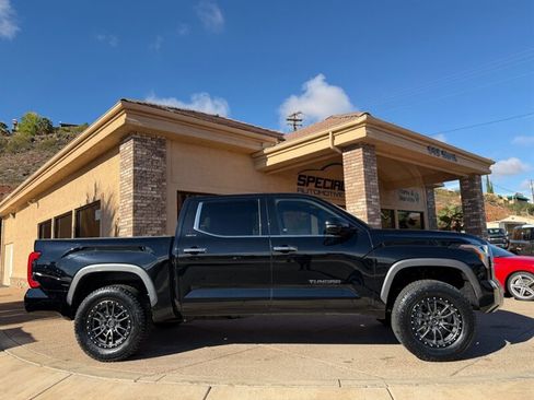 Used 2025 Toyota Tundra Limited image 3