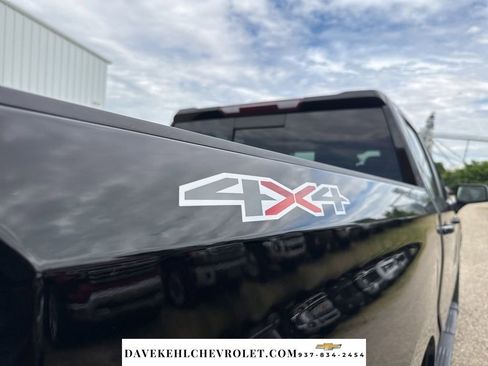 Used 2021 Chevrolet Silverado 1500 RST w/ Convenience Package II AWD/4WD image 38
