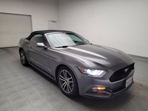 Used 2017 Ford Mustang Premium RWD image 13
