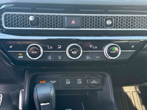 Certified 2025 Honda Civic Sport Touring image 23