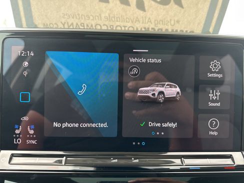 Certified 2024 Volkswagen Atlas SEL Premium R-Line image 22