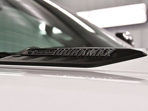 Used 2024 Chevrolet Silverado 2500 LTZ w/ LTZ Plus Package image 10