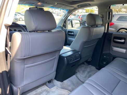 Used 2008 Toyota Sequoia Limited image 22