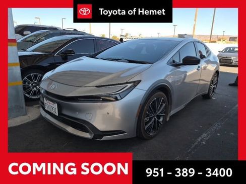 Used 2025 Toyota Prius Plug-In Hybrid FWD image 1