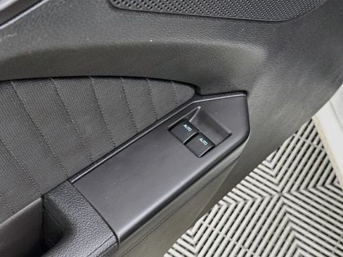 Used 2013 Ford Mustang Boss 302 w/ Boss 302 Accessory Pkg RWD image 16