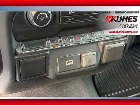Used 2020 Chevrolet Silverado 1500 Custom w/ Custom Value Package image 26