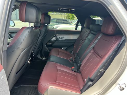 Certified 2025 Land Rover Range Rover Sport Dynamic SE AWD/4WD image 30