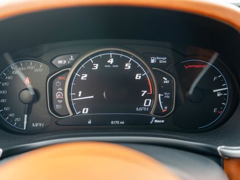 Used 2013 SRT Viper GTS w/ GTS Laguna Interior Pkg RWD image 13