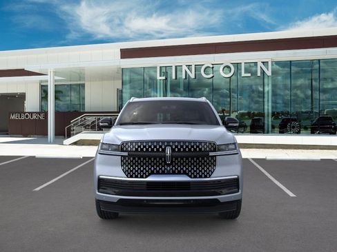 New 2026 Lincoln Navigator L Reserve AWD/4WD image 6