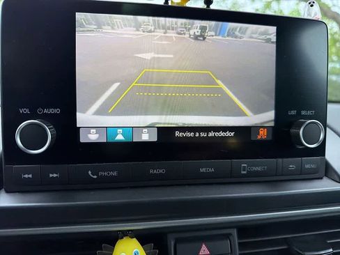 Used 2023 Honda Pilot Sport image 22