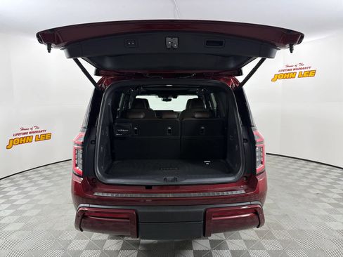 New 2026 Nissan Armada Platinum image 5