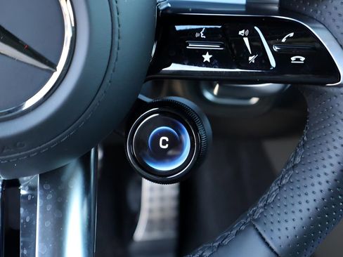 New 2026 Mercedes-Benz GLE 53 AMG 4MATIC image 37