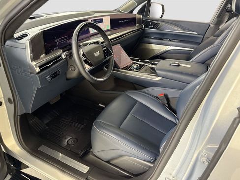 Used 2025 Cadillac Escalade IQ Sport 2 w/ LPO, Floor Liner Package AWD/4WD image 13