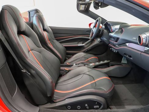 Certified 2022 Ferrari F8 Tributo RWD image 42