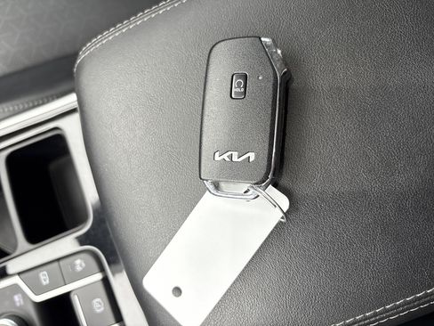 Used 2022 Kia Sorento SX image 36