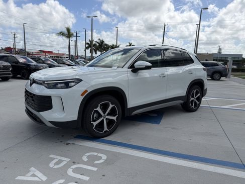 New 2026 Volkswagen Tiguan SE image 7