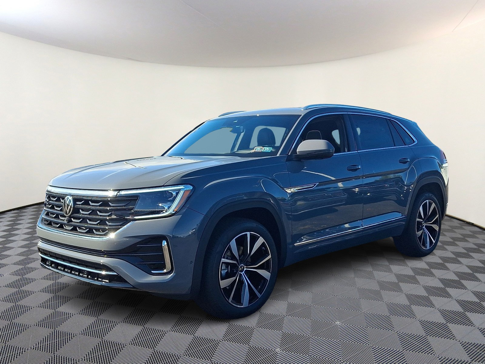 New 2026 Volkswagen Atlas Cross Sport SEL Premium R-Line AWD/4WD image 2