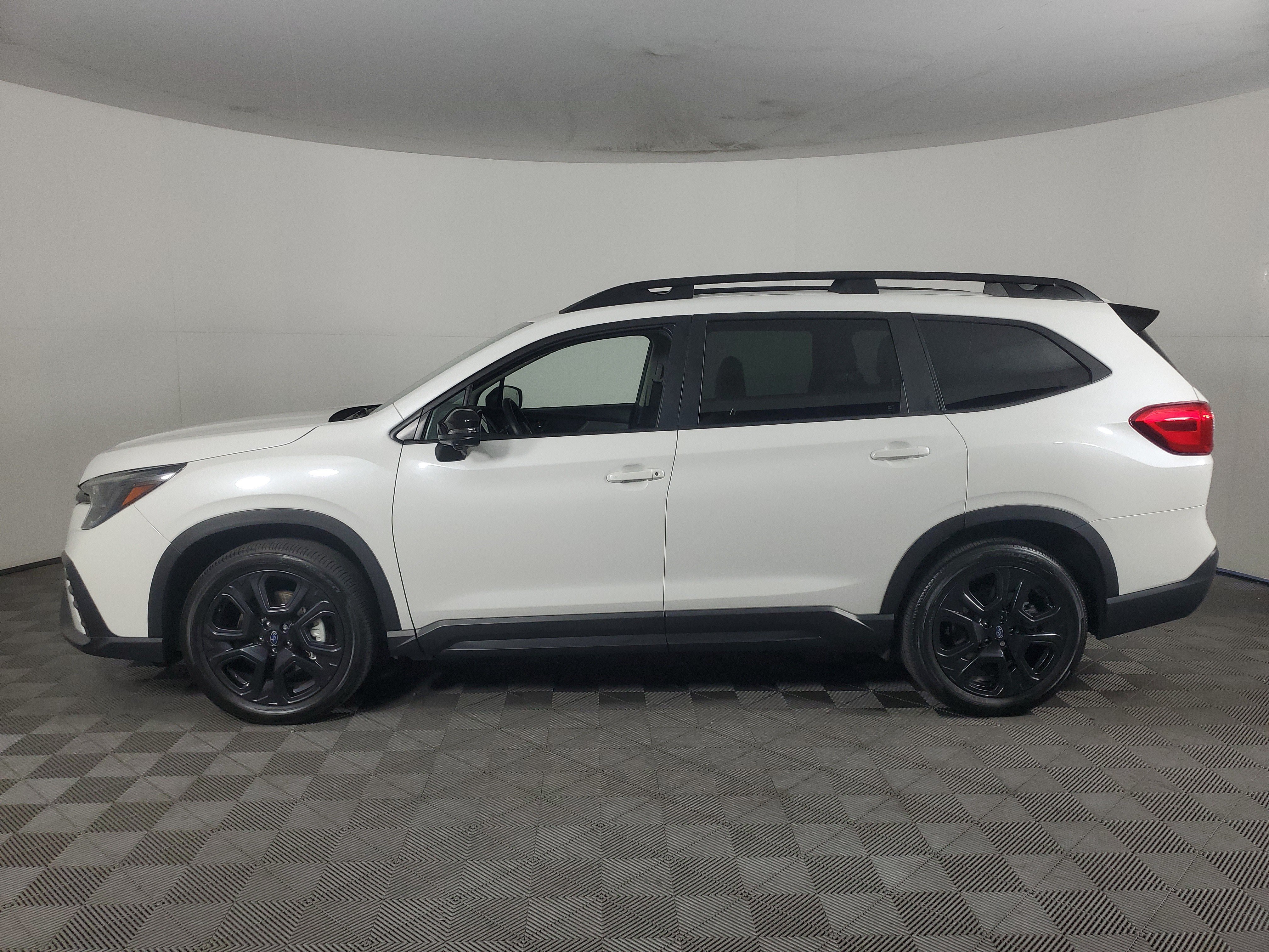 Used 2023 Subaru Ascent Onyx Edition Limited AWD/4WD image 7