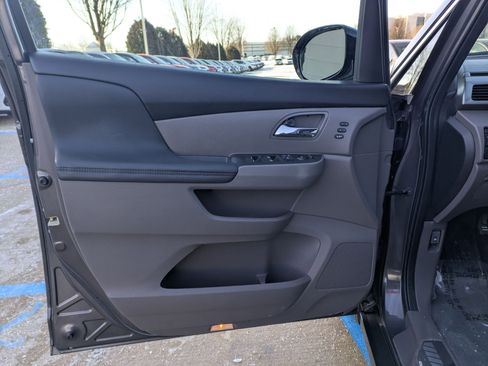 Used 2016 Honda Odyssey Touring image 11