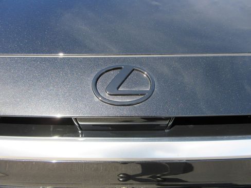 New 2026 Lexus TX 500h AWD image 16