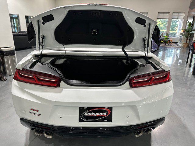 Used 2016 Chevrolet Camaro SS RWD image 39