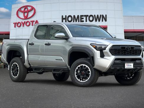 New 2025 Toyota Tacoma TRD Off-Road image 2