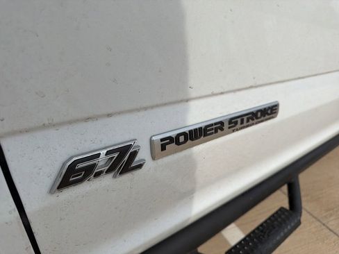 Used 2022 Ford F450 XLT AWD/4WD image 11