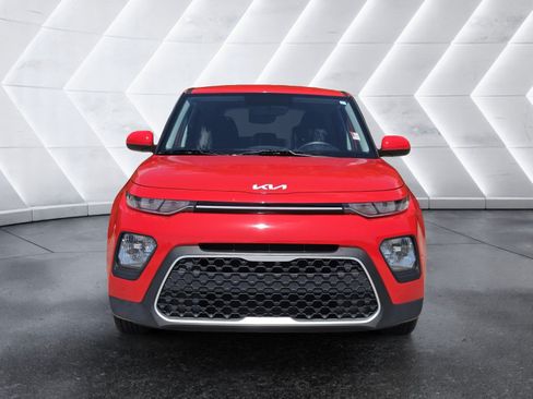 Used 2022 Kia Soul LX FWD image 7