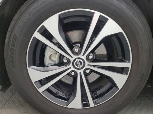 Used 2022 Nissan Sentra SV FWD image 31