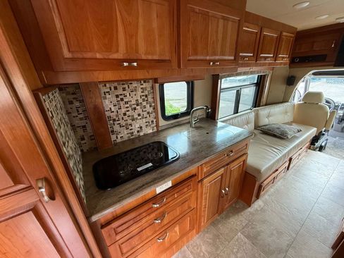 Used 2016 Mercedes-Benz Sprinter 3500 image 17