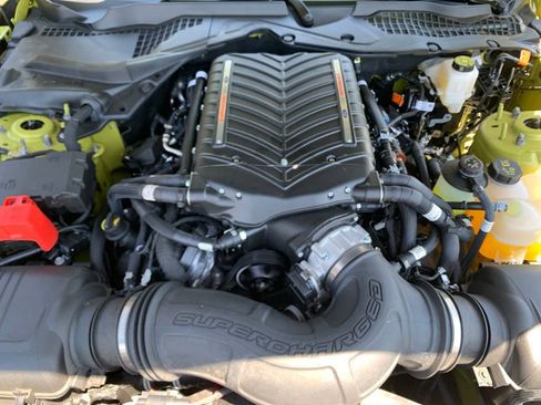 Used 2025 Ford Mustang GT Premium RWD image 59