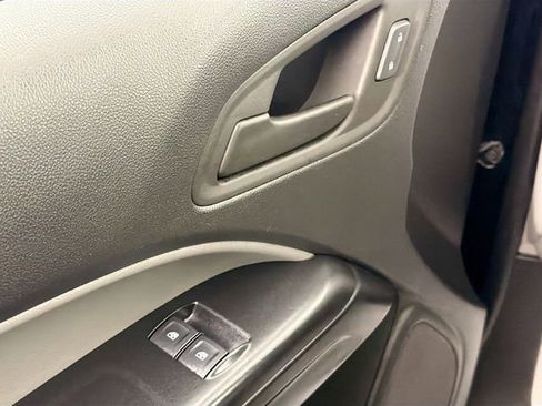 Used 2022 GMC Canyon Elevation Standard w/ Convenience Package image 17