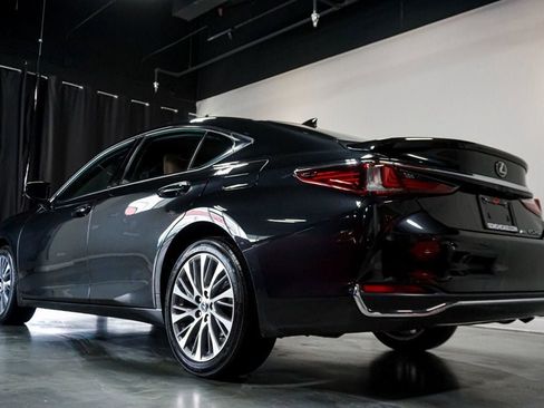 Used 2021 Lexus ES 250 w/ Premium Package image 66