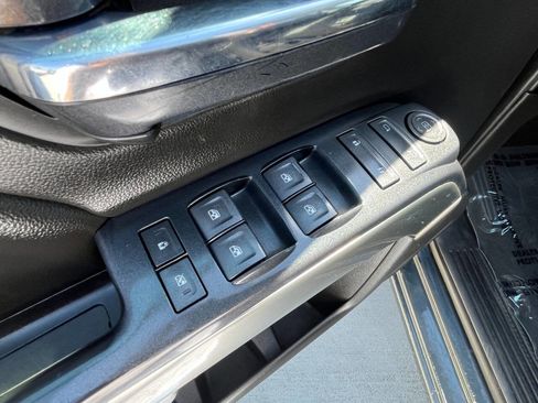 Used 2018 Chevrolet Silverado 3500 LT image 24