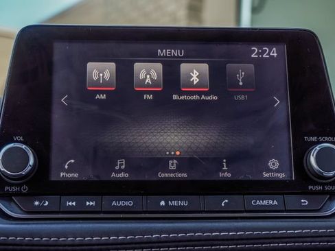 Used 2021 Nissan Rogue S FWD image 28