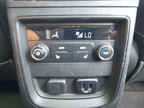 Used 2017 Buick Envision Essence w/ LPO, Hit The Road Package FWD image 24
