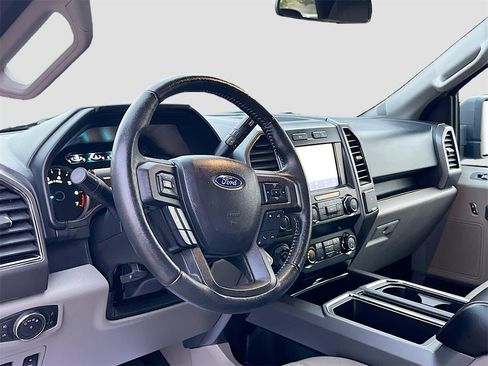 Used 2020 Ford F150 XLT w/ Equipment Group 302A Luxury image 11