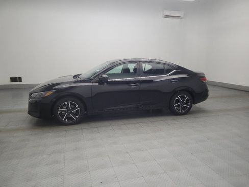 Used 2024 Nissan Sentra SV FWD image 2