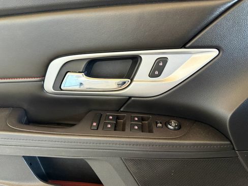 Used 2017 GMC Terrain SLE FWD image 15
